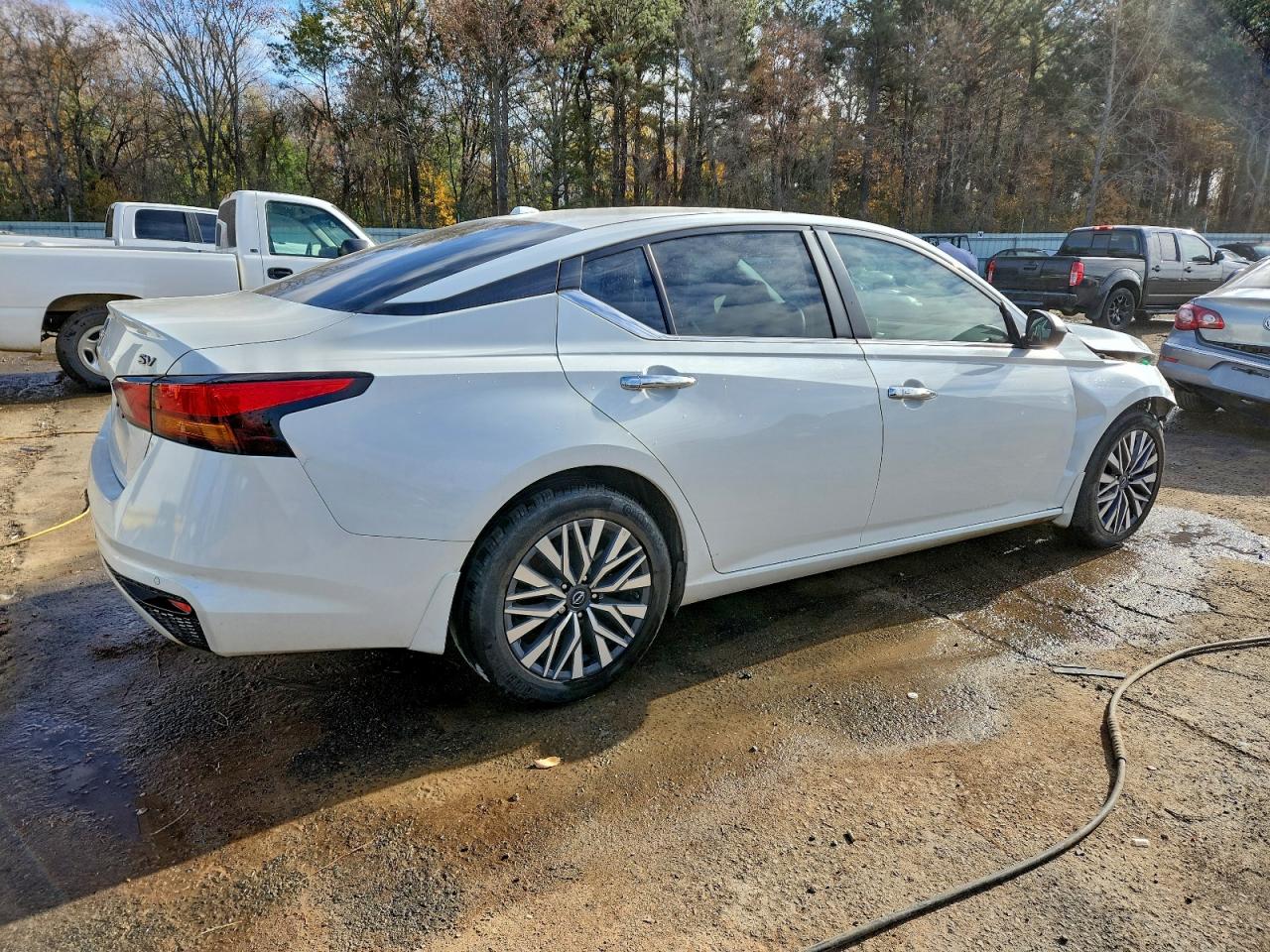 2024 NISSAN ALTIMA SV photo 3