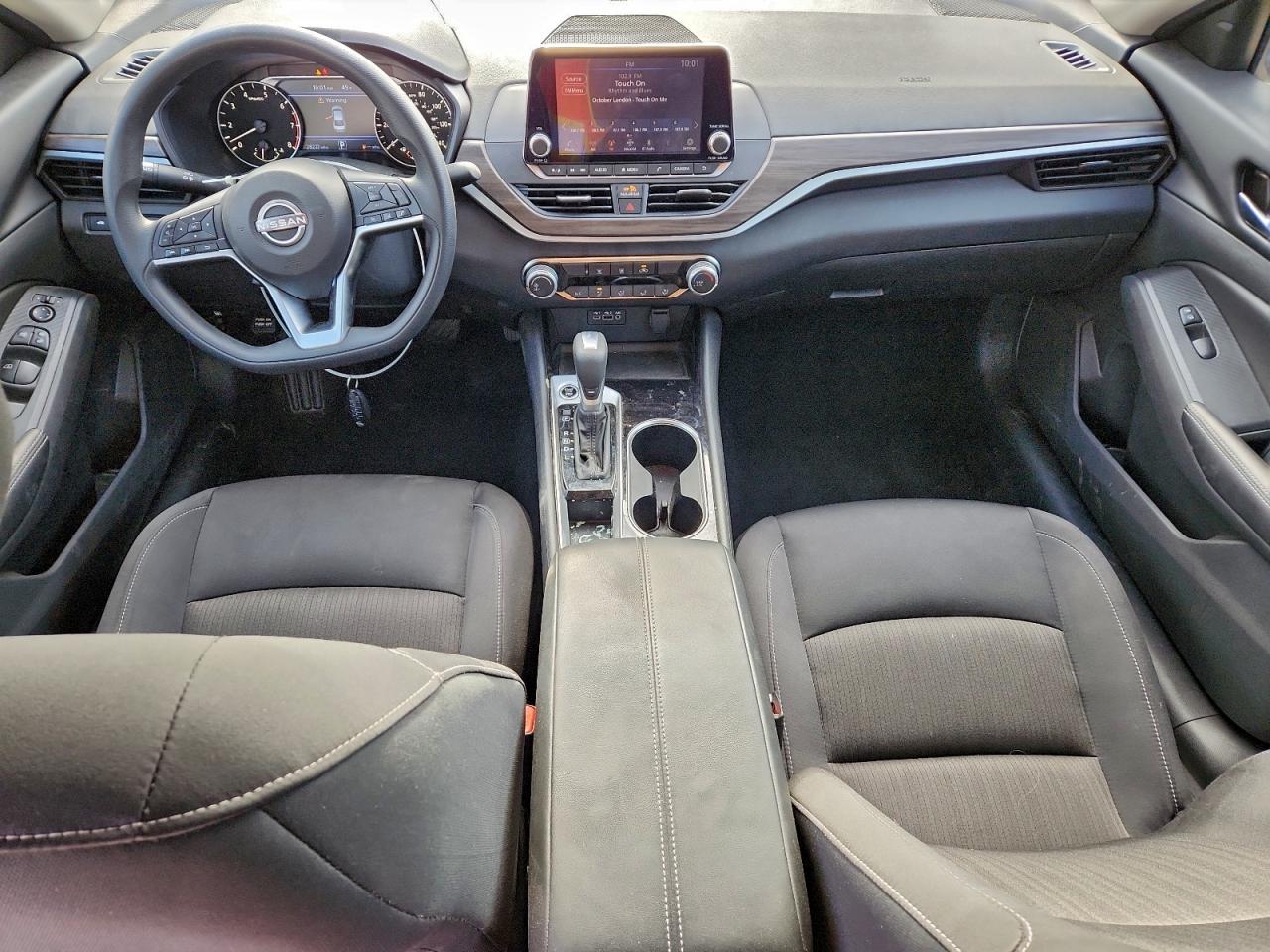 2024 NISSAN ALTIMA SV photo 8