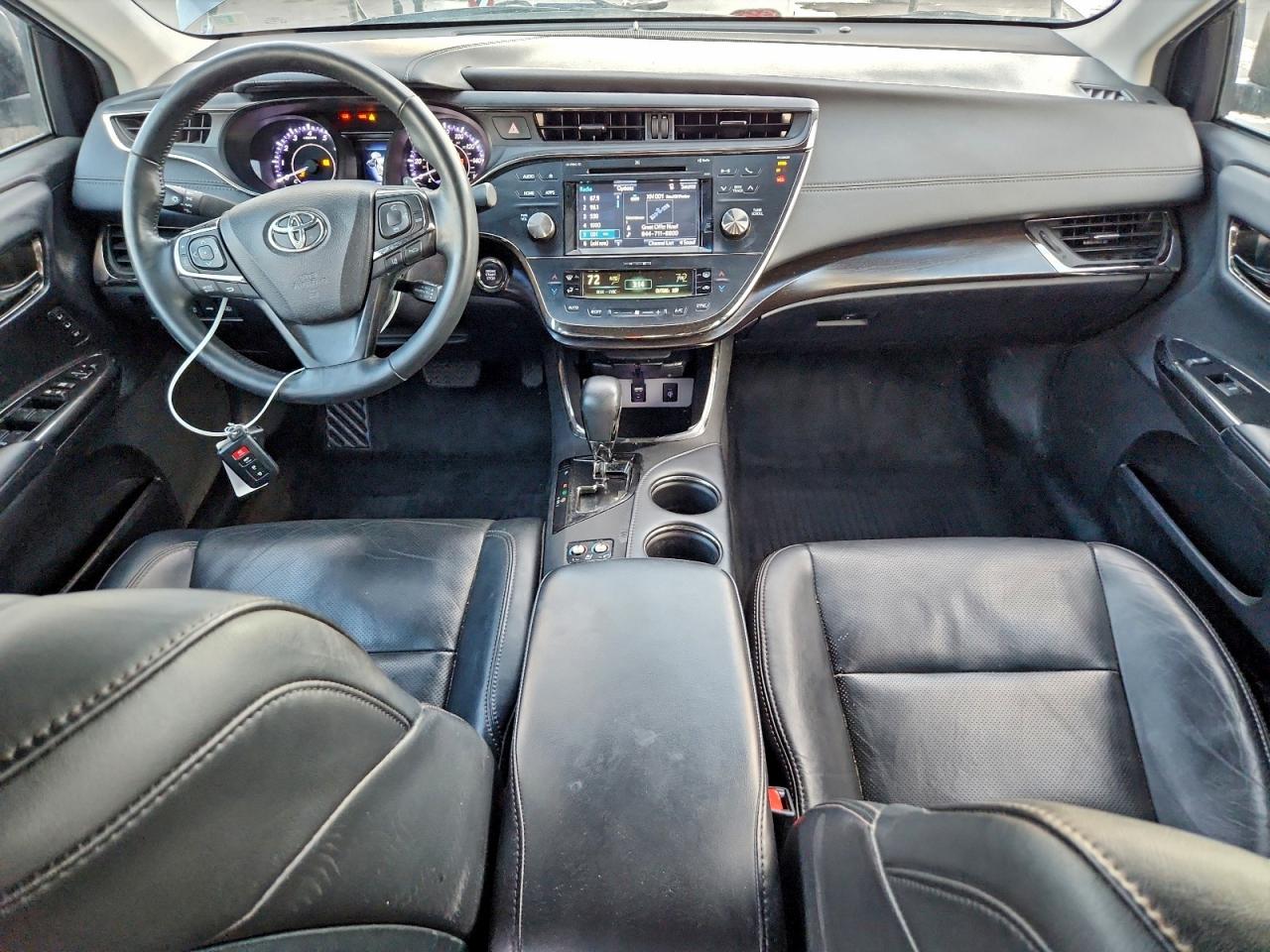 2016 TOYOTA AVALON XLE photo 8