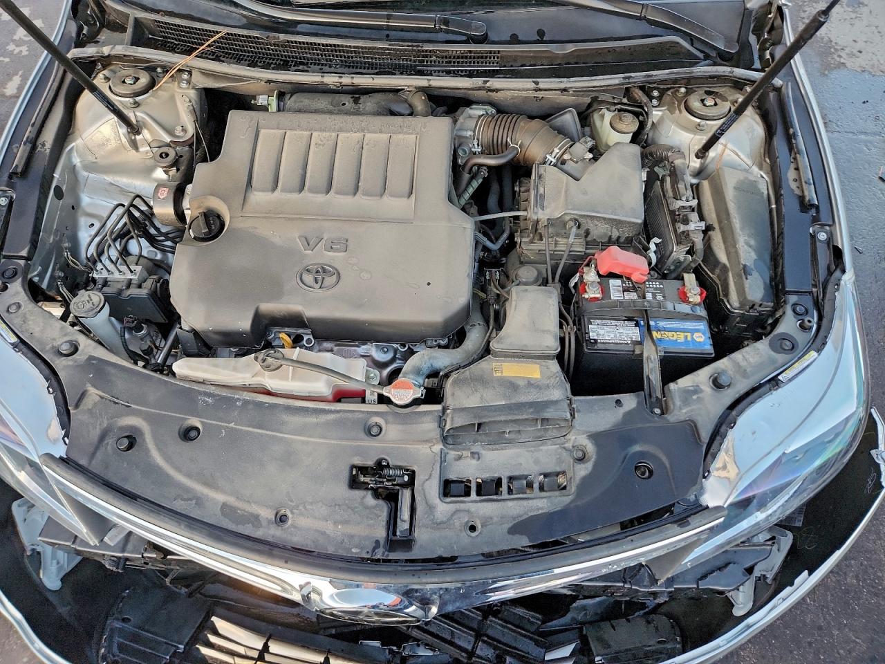 2016 TOYOTA AVALON XLE photo 11