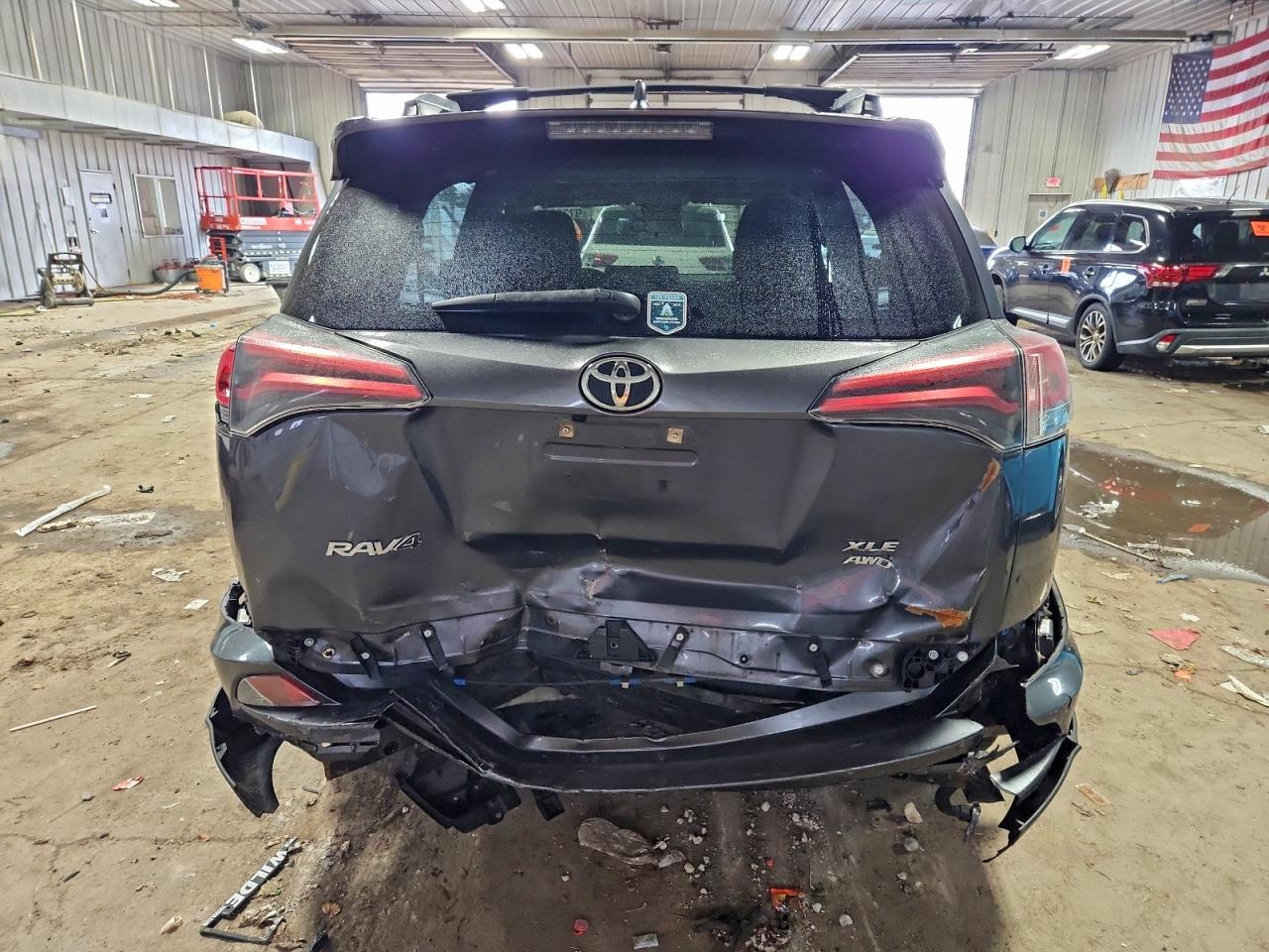 2018 TOYOTA RAV4 ADVENTURE photo 11