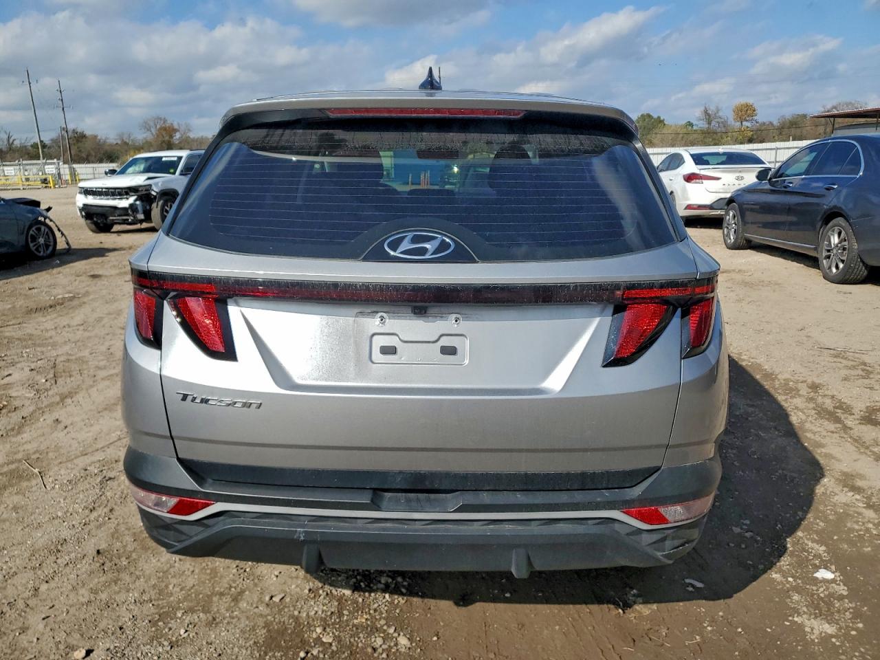 2024 HYUNDAI TUCSON SE photo 6