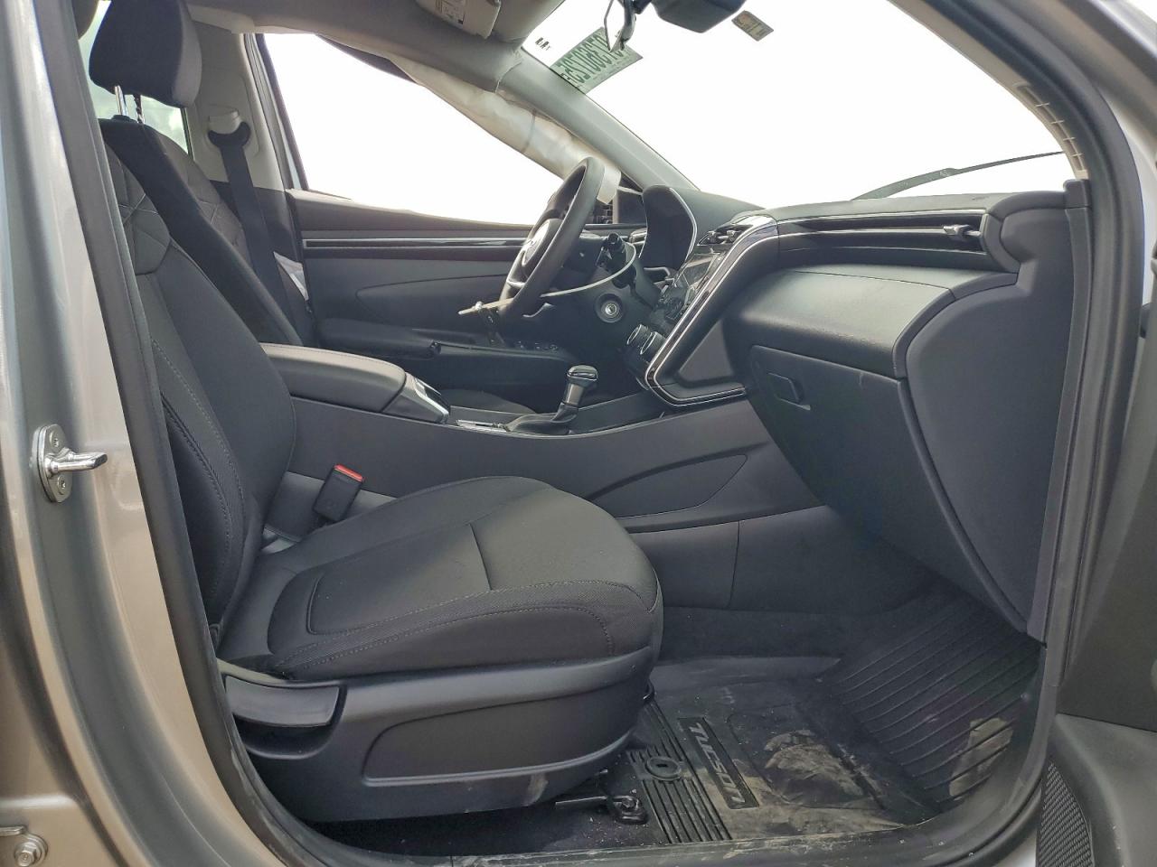 2024 HYUNDAI TUCSON SE photo 7