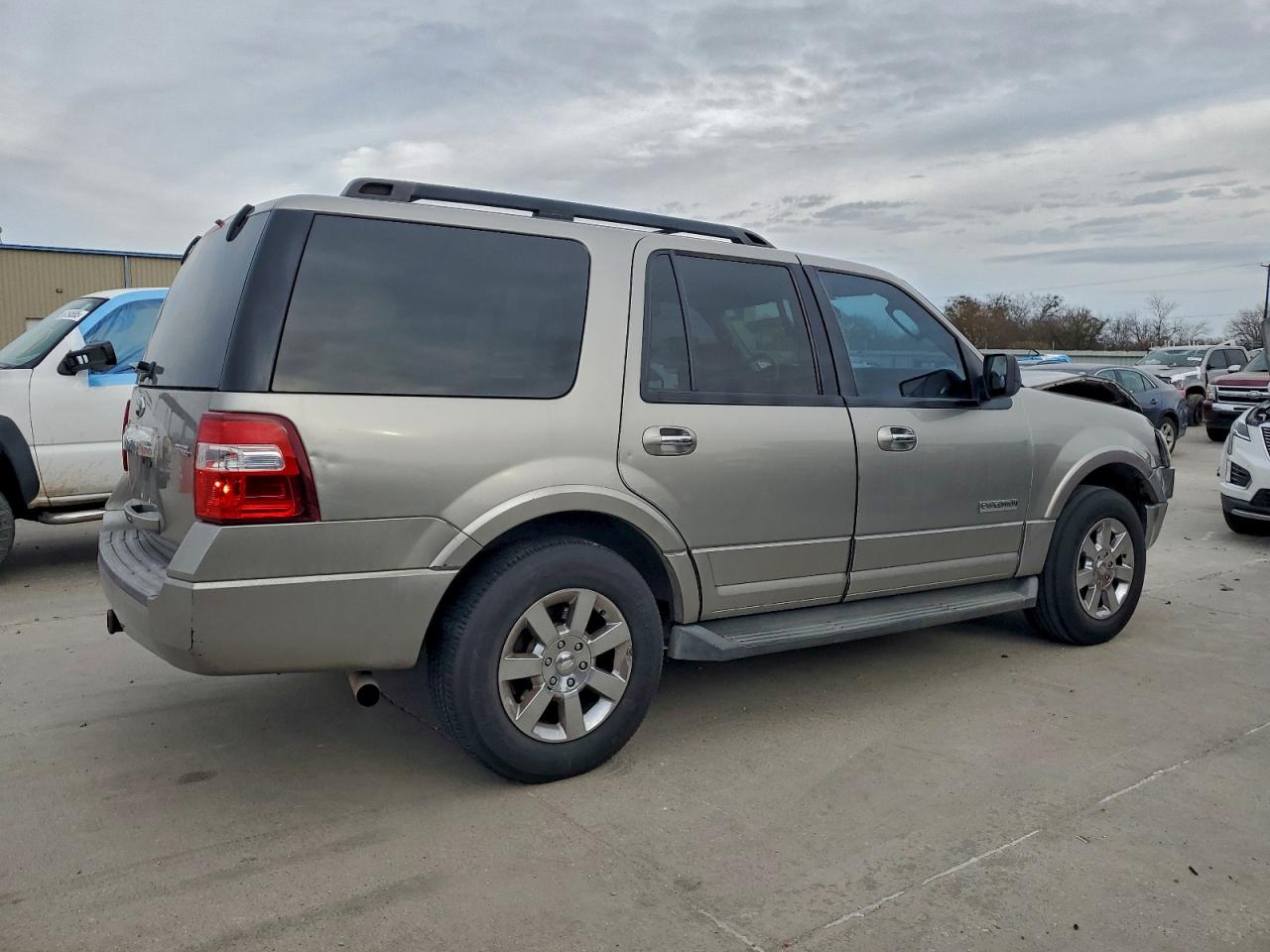 2008 FORD EXPEDITION XLT photo 3