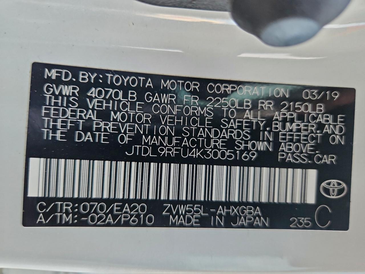 2019 TOYOTA PRIUS photo 12