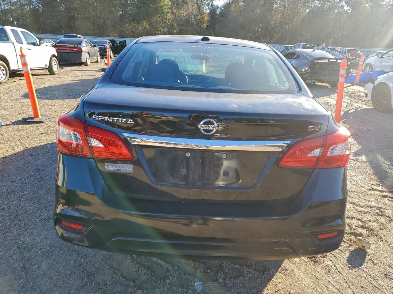 2017 NISSAN SENTRA S photo 6