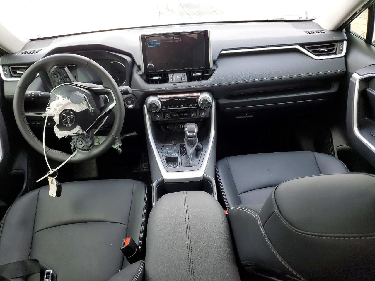 2025 TOYOTA RAV4 XLE PREMIUM photo 8