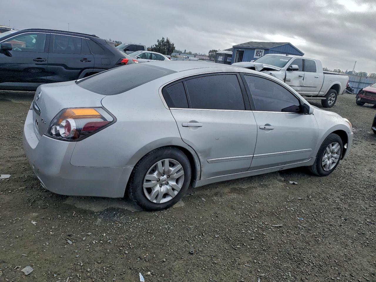 2012 NISSAN ALTIMA BASE photo 3