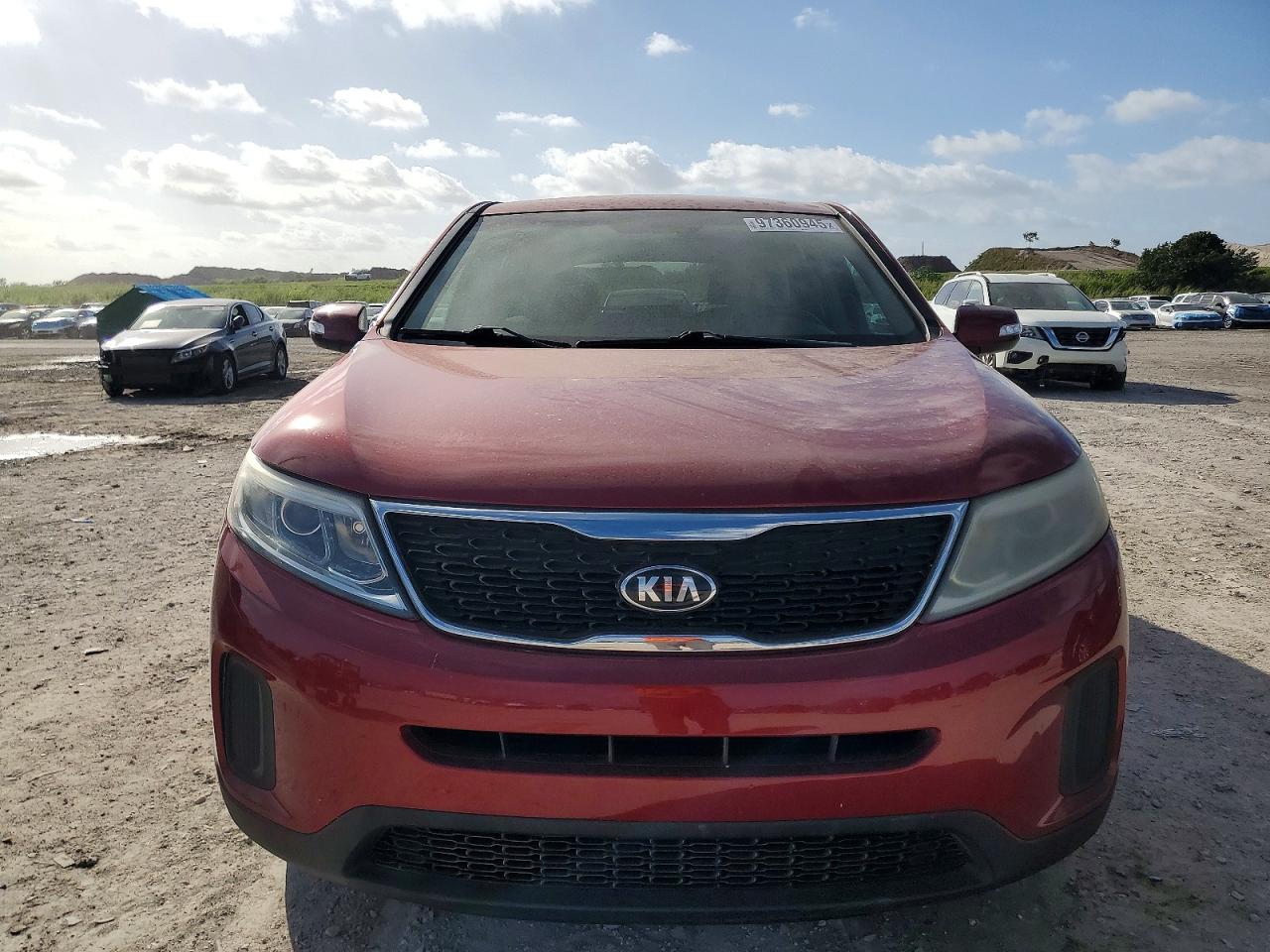 2015 KIA SORENTO LX photo 5