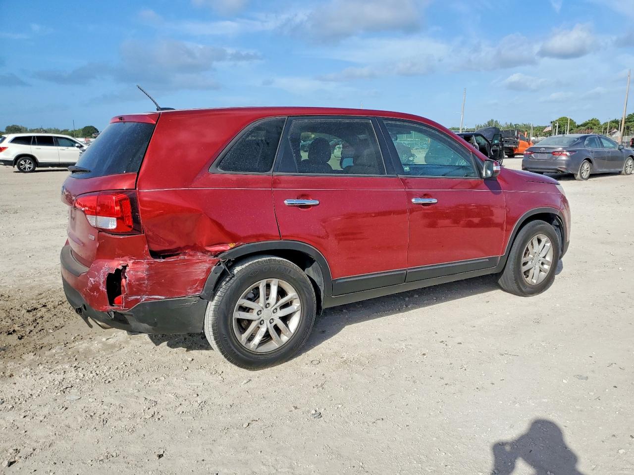 2015 KIA SORENTO LX photo 3