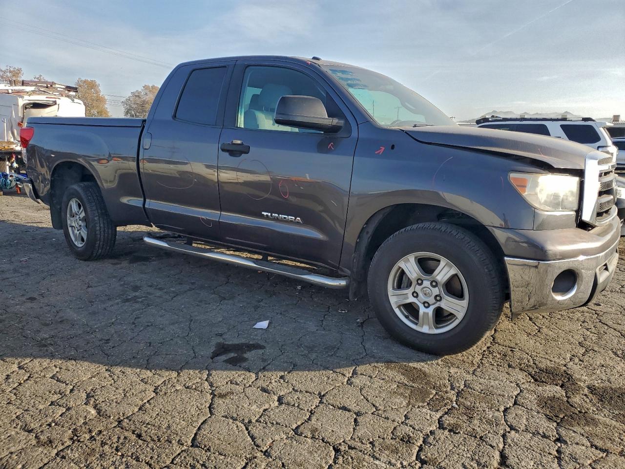 2012 TOYOTA TUNDRA DOUBLE CAB SR5 photo 4