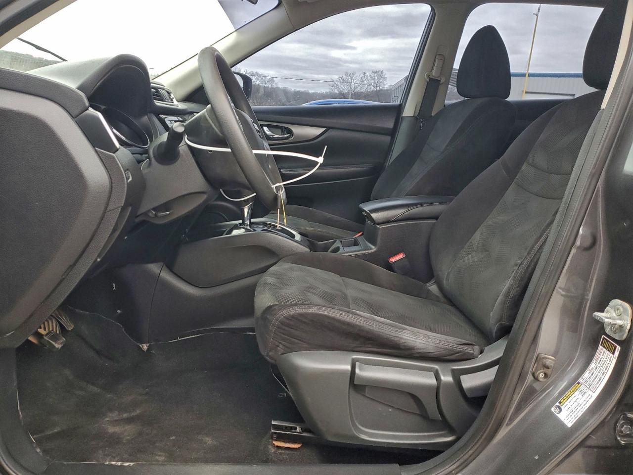 2014 NISSAN ROGUE S photo 7