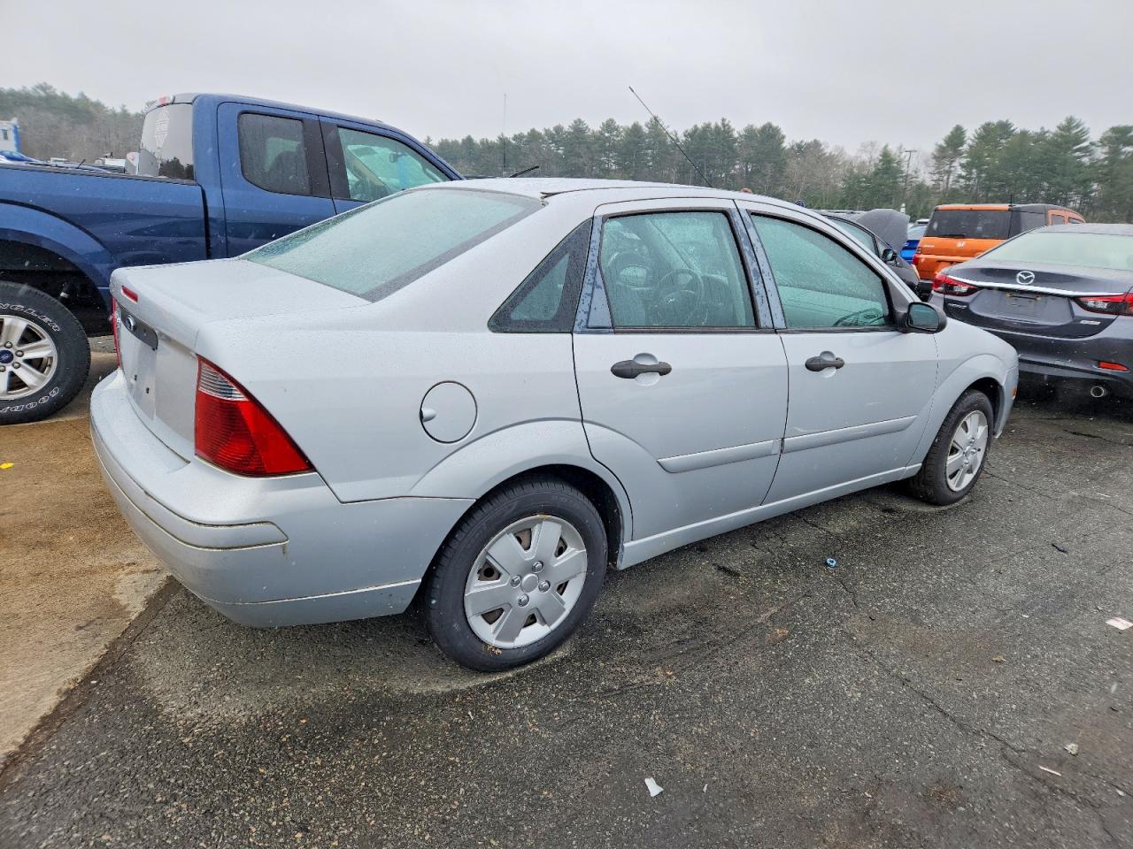 2007 FORD FOCUS ZX4 photo 5