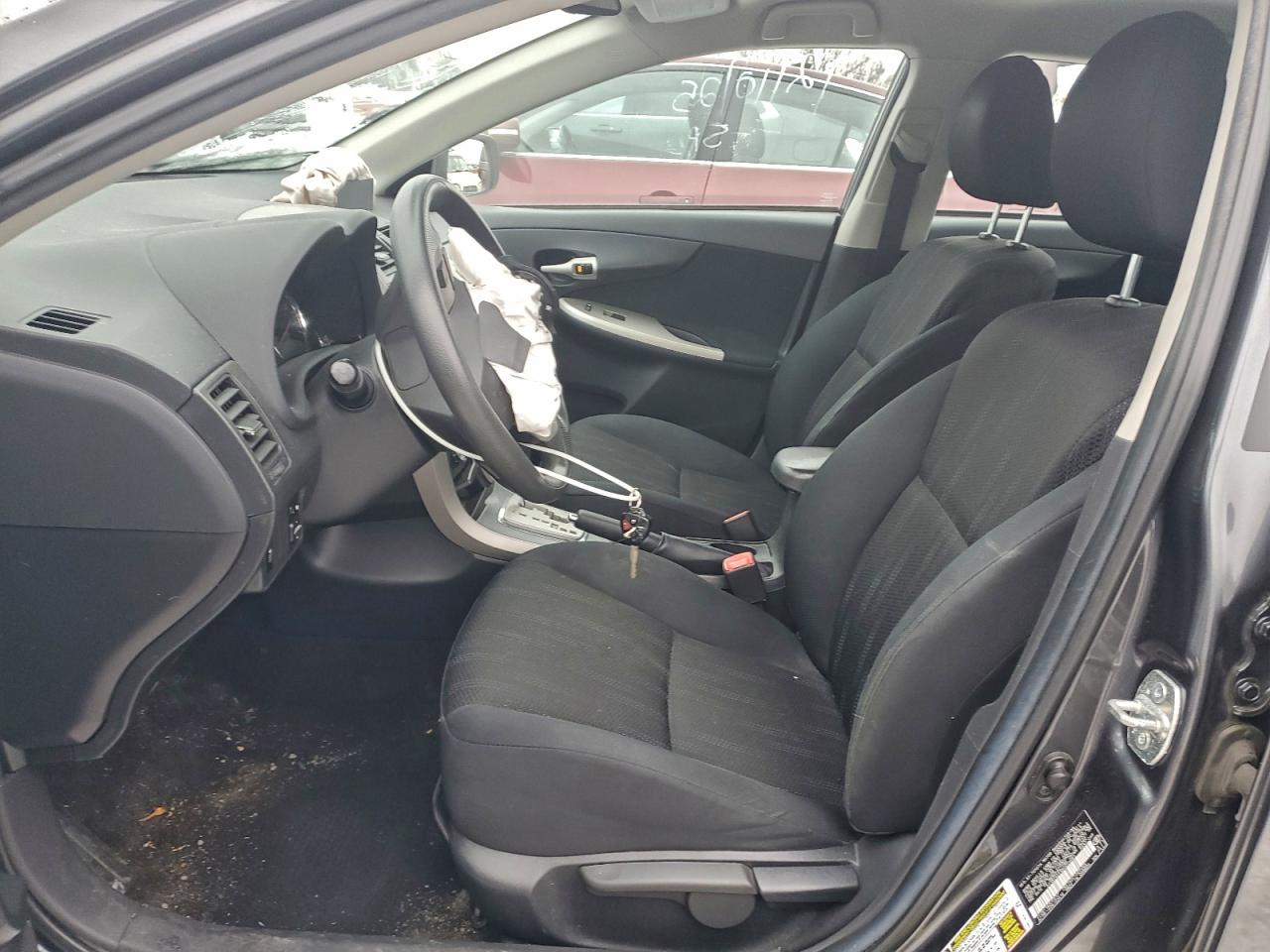 2011 TOYOTA COROLLA BASE photo 13