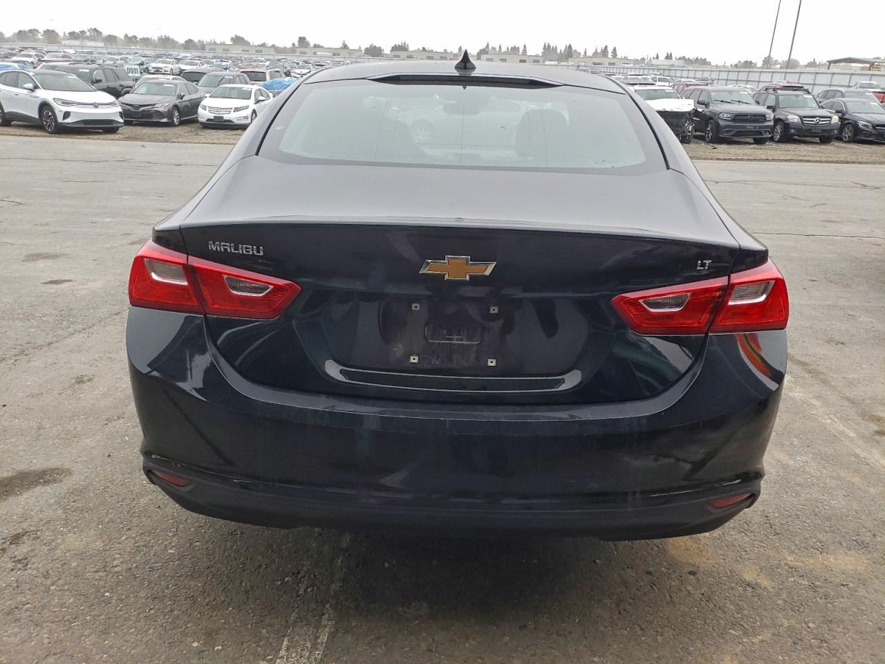 2023 CHEVROLET MALIBU LT photo 6