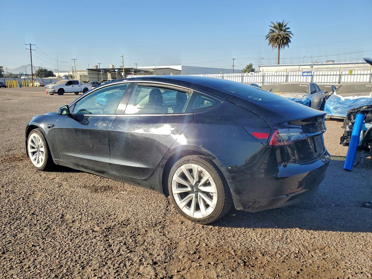 2022 TESLA MODEL 3 photo 2