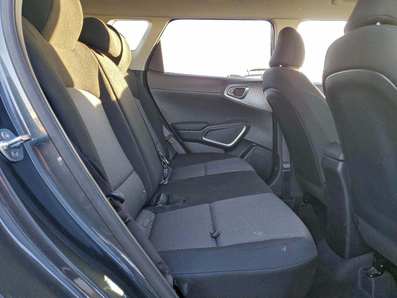 2025 KIA SOUL LX photo 10