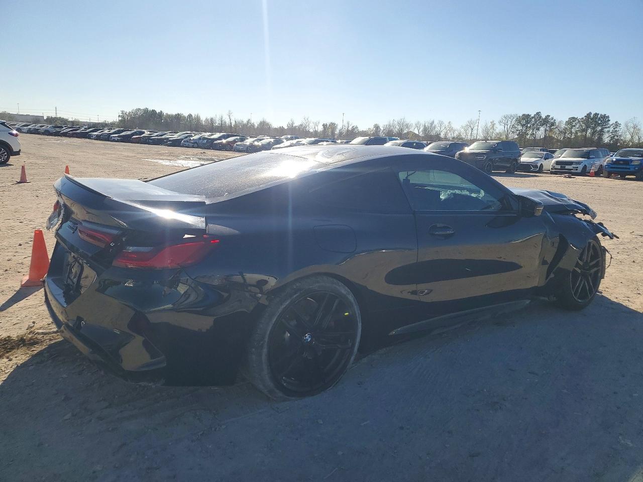 2024 BMW M8 photo 3