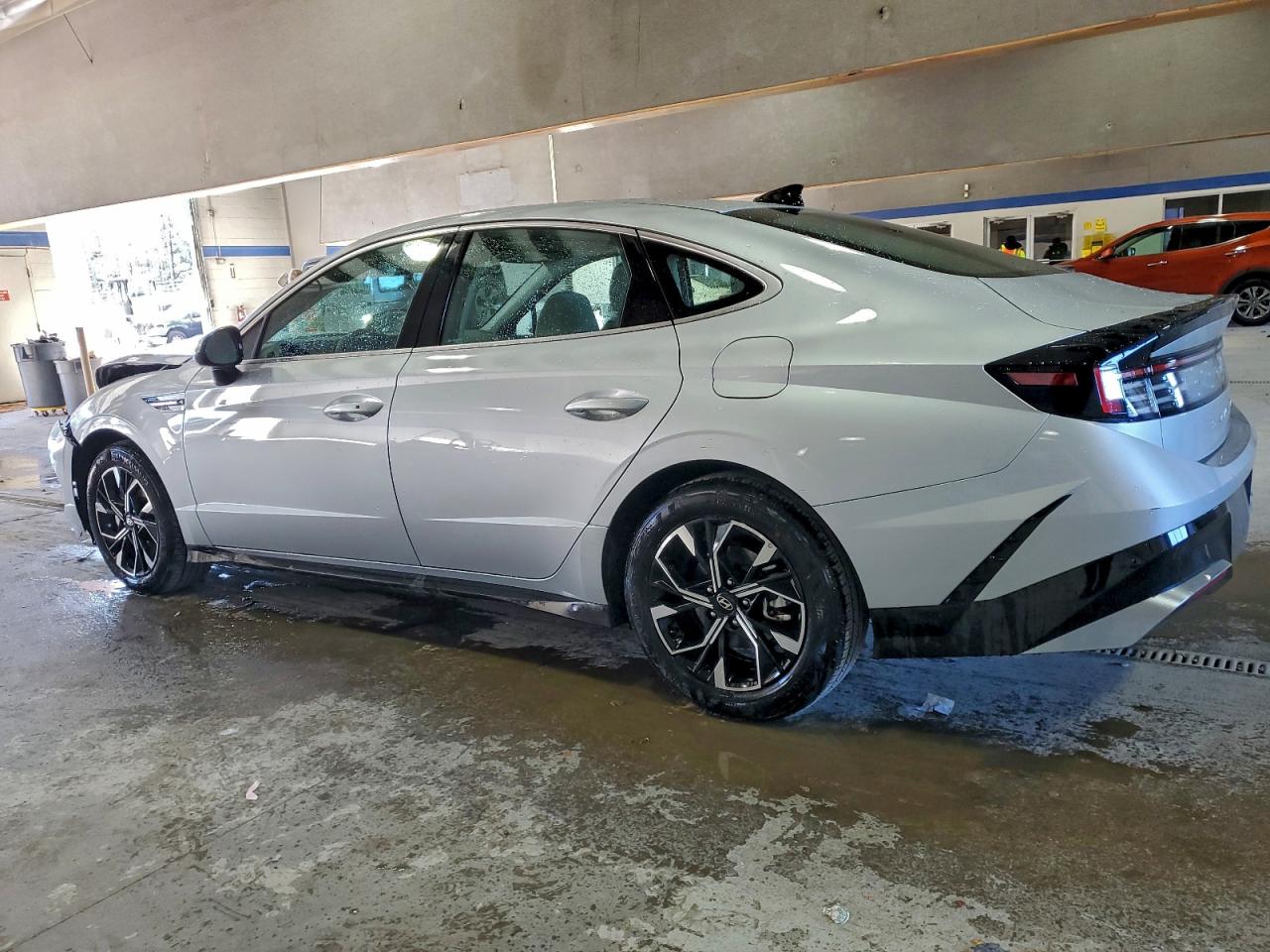 2025 HYUNDAI SONATA SEL photo 2