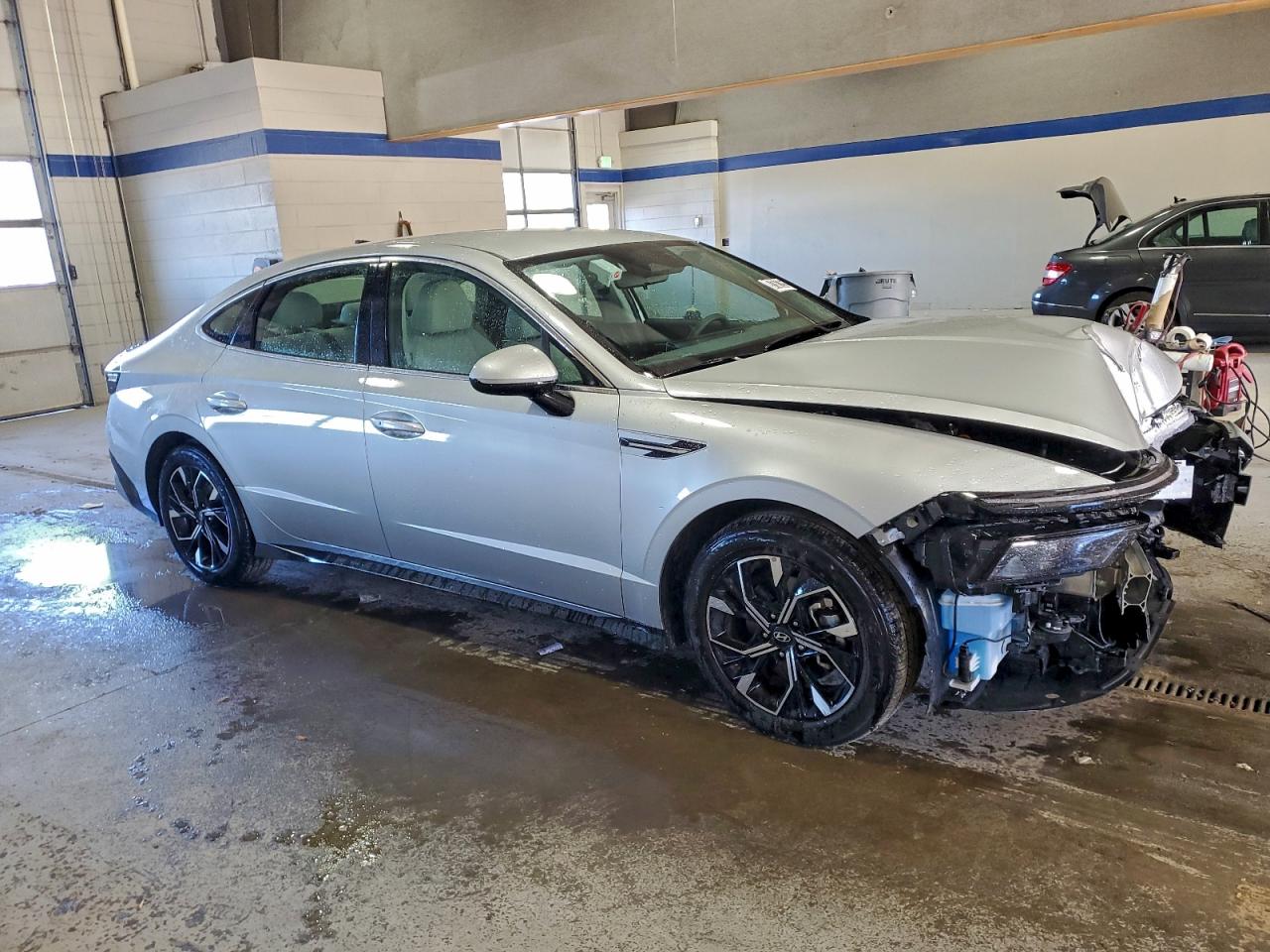 2025 HYUNDAI SONATA SEL photo 4