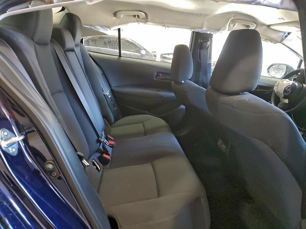 2025 TOYOTA COROLLA LE photo 10
