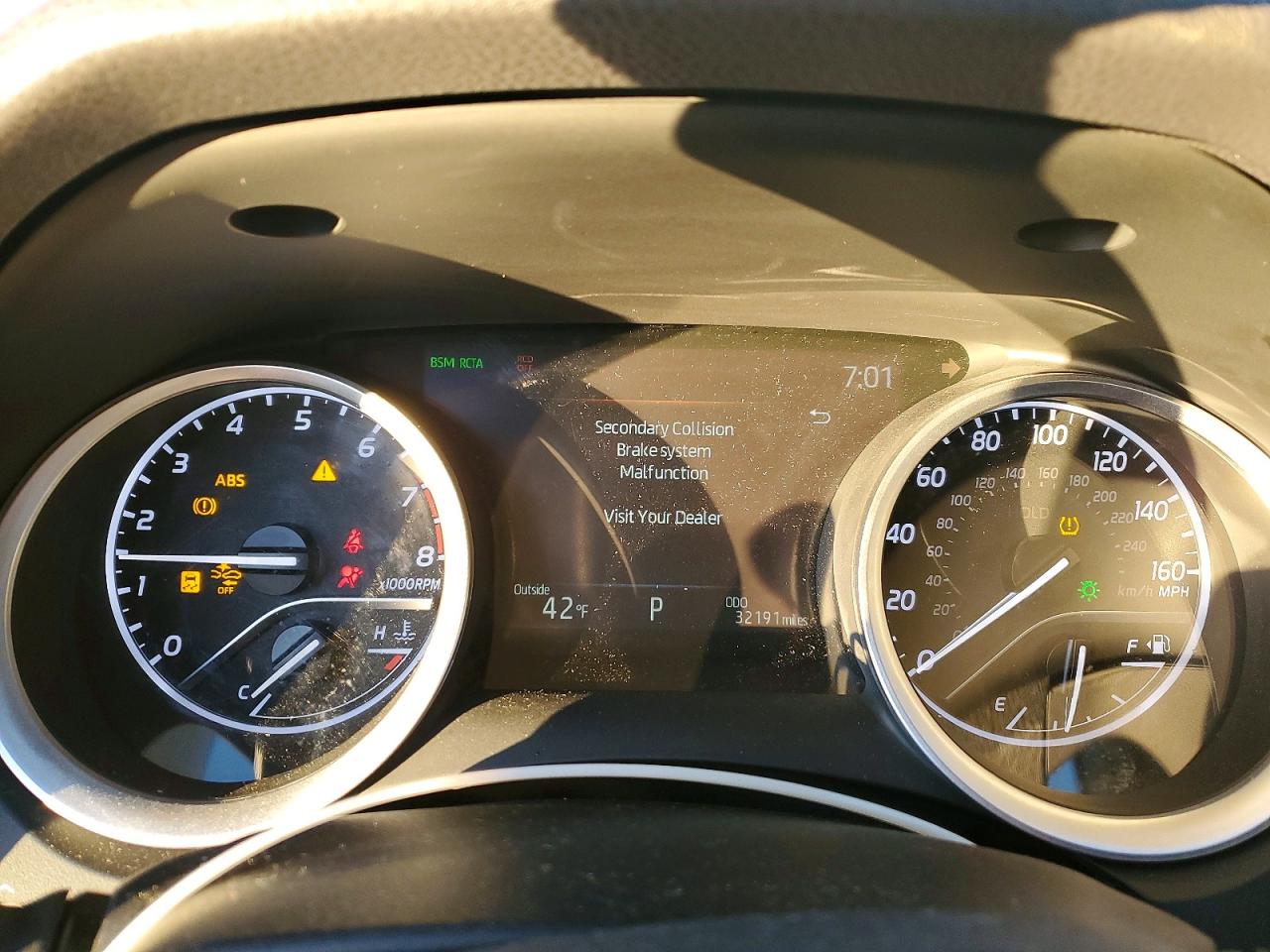 2022 TOYOTA CAMRY LE photo 9