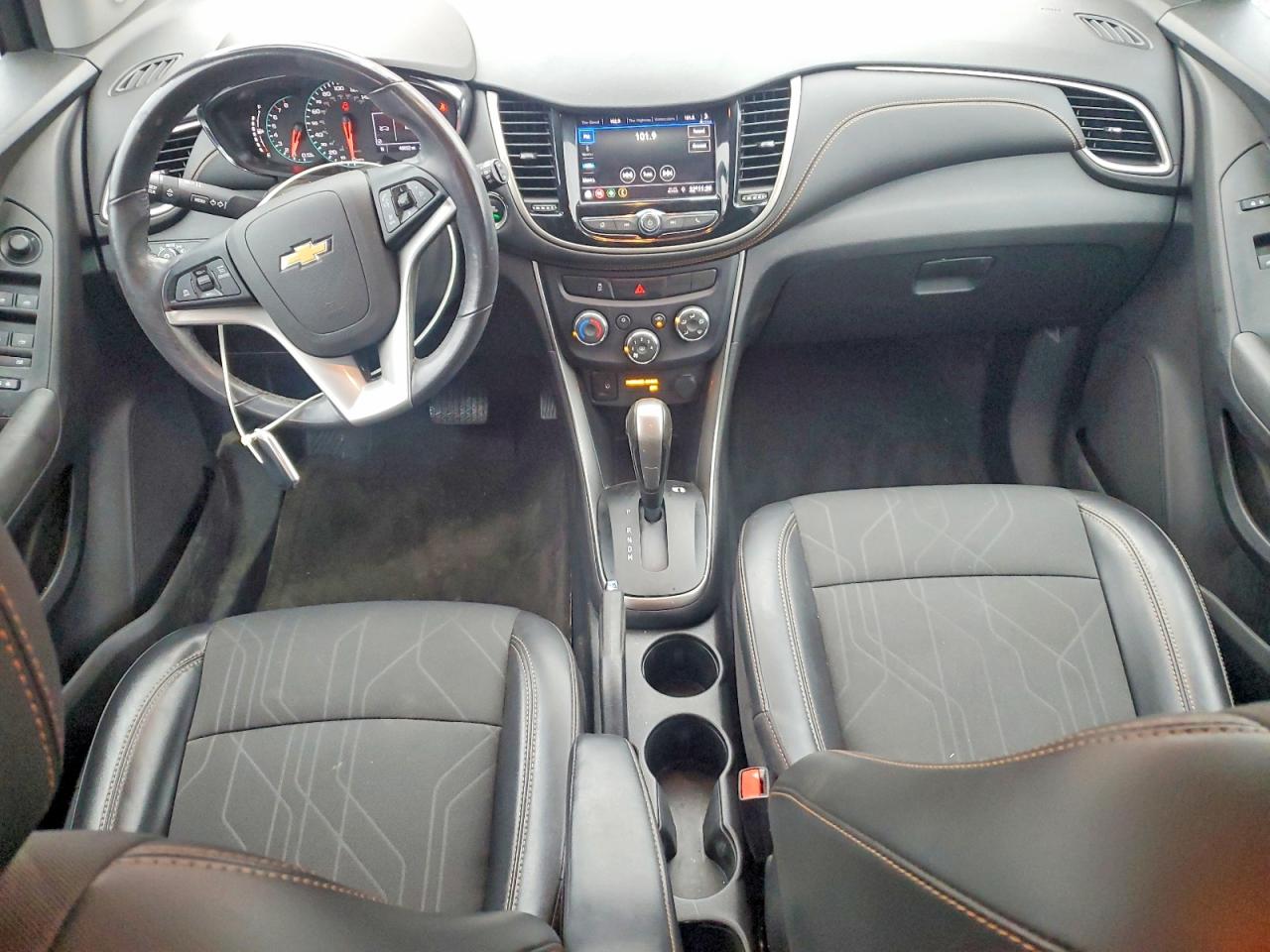 2020 CHEVROLET TRAX 1LT photo 8