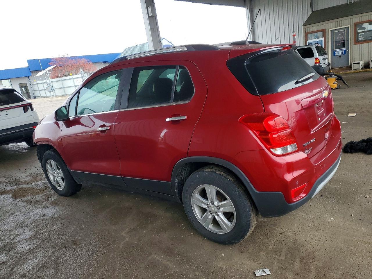 2020 CHEVROLET TRAX 1LT photo 2