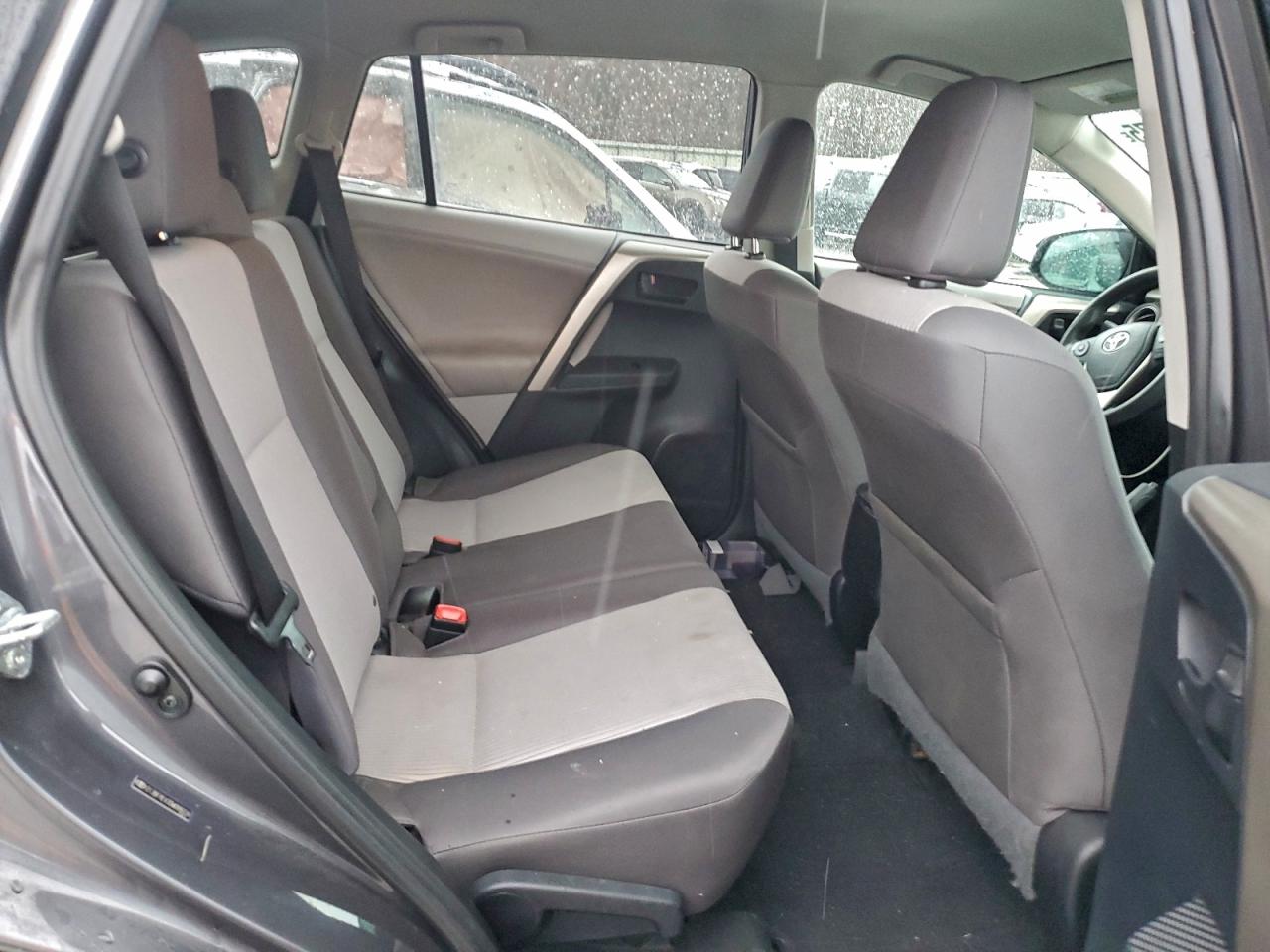 2013 TOYOTA RAV4 LE photo 11