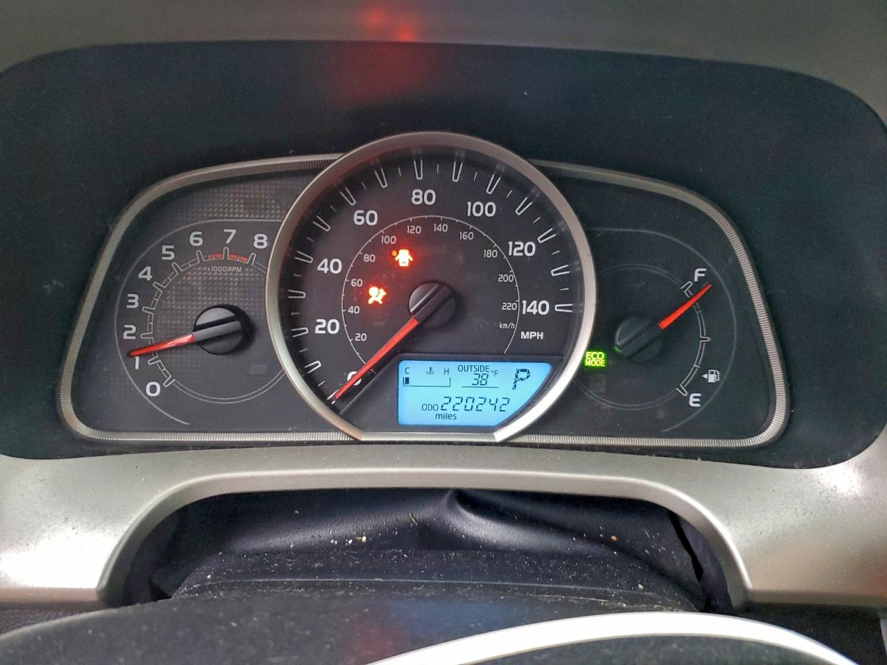 2013 TOYOTA RAV4 LE photo 9