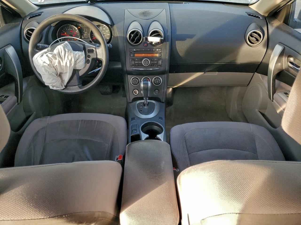 2013 NISSAN ROGUE S photo 8