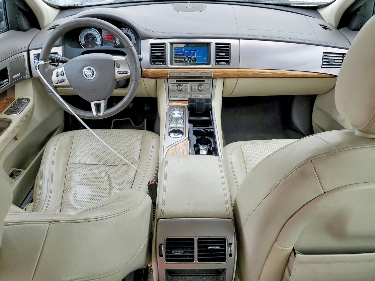 2009 JAGUAR XF SUPERCHARGED photo 8