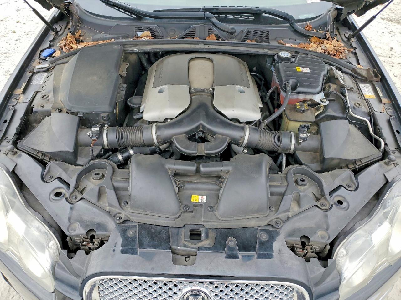 2009 JAGUAR XF SUPERCHARGED photo 11