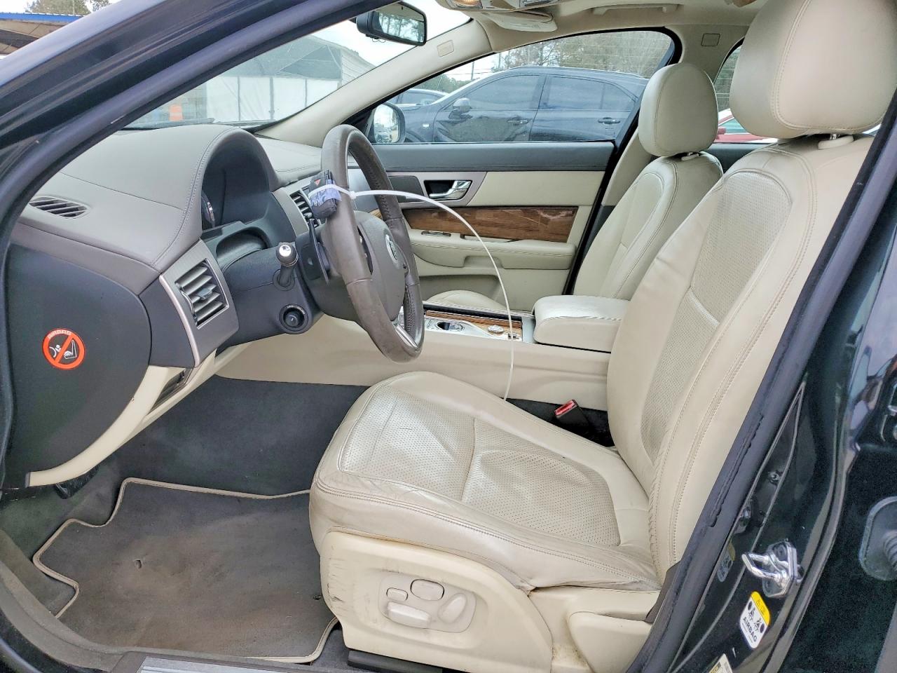 2009 JAGUAR XF SUPERCHARGED photo 7