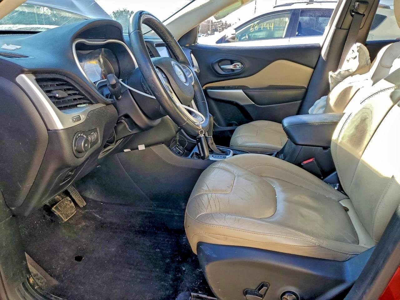 2017 JEEP CHEROKEE LIMITED photo 7