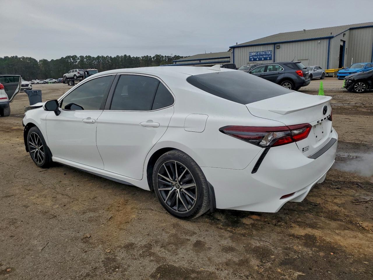 2023 TOYOTA CAMRY SE NIGHT SHADE photo 3
