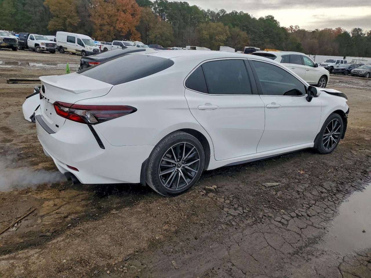 2023 TOYOTA CAMRY SE NIGHT SHADE photo 5