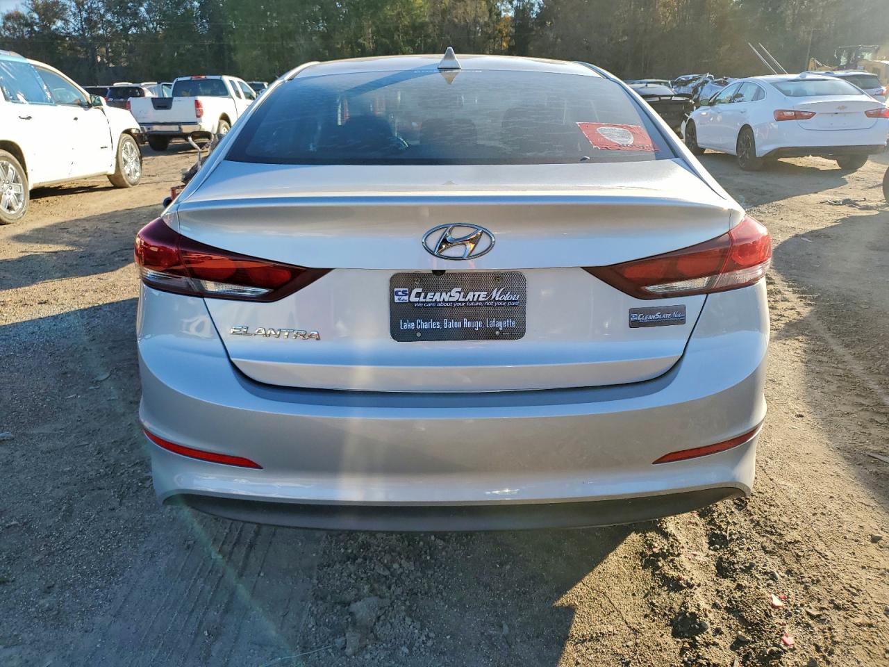 2018 HYUNDAI ELANTRA SEL photo 11