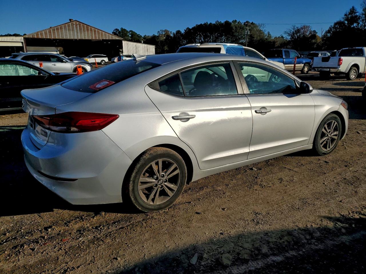 2018 HYUNDAI ELANTRA SEL photo 5