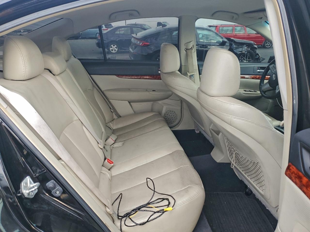 2010 SUBARU LEGACY 2.5I LIMITED photo 10