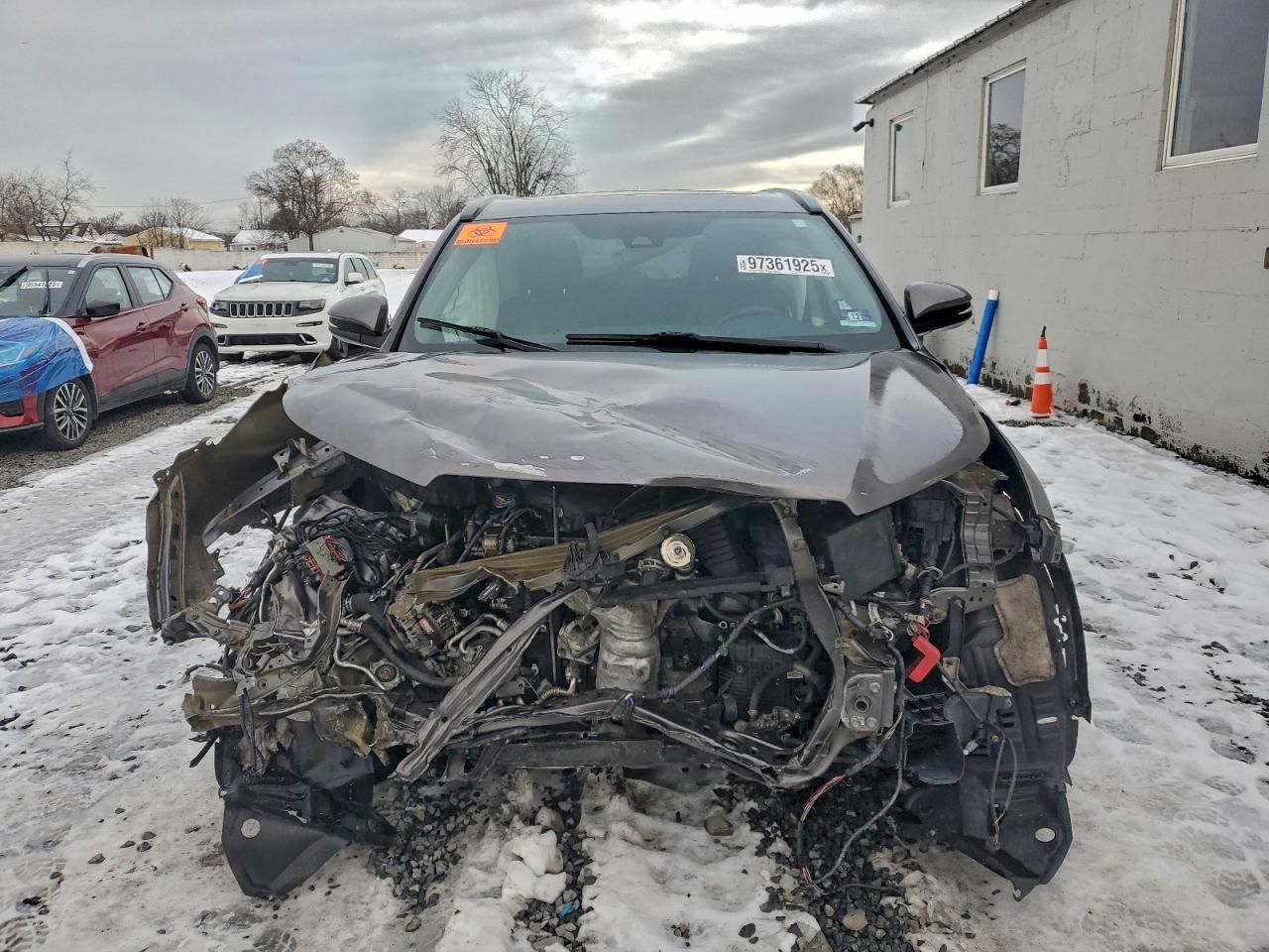 2019 TOYOTA HIGHLANDER SE photo 9