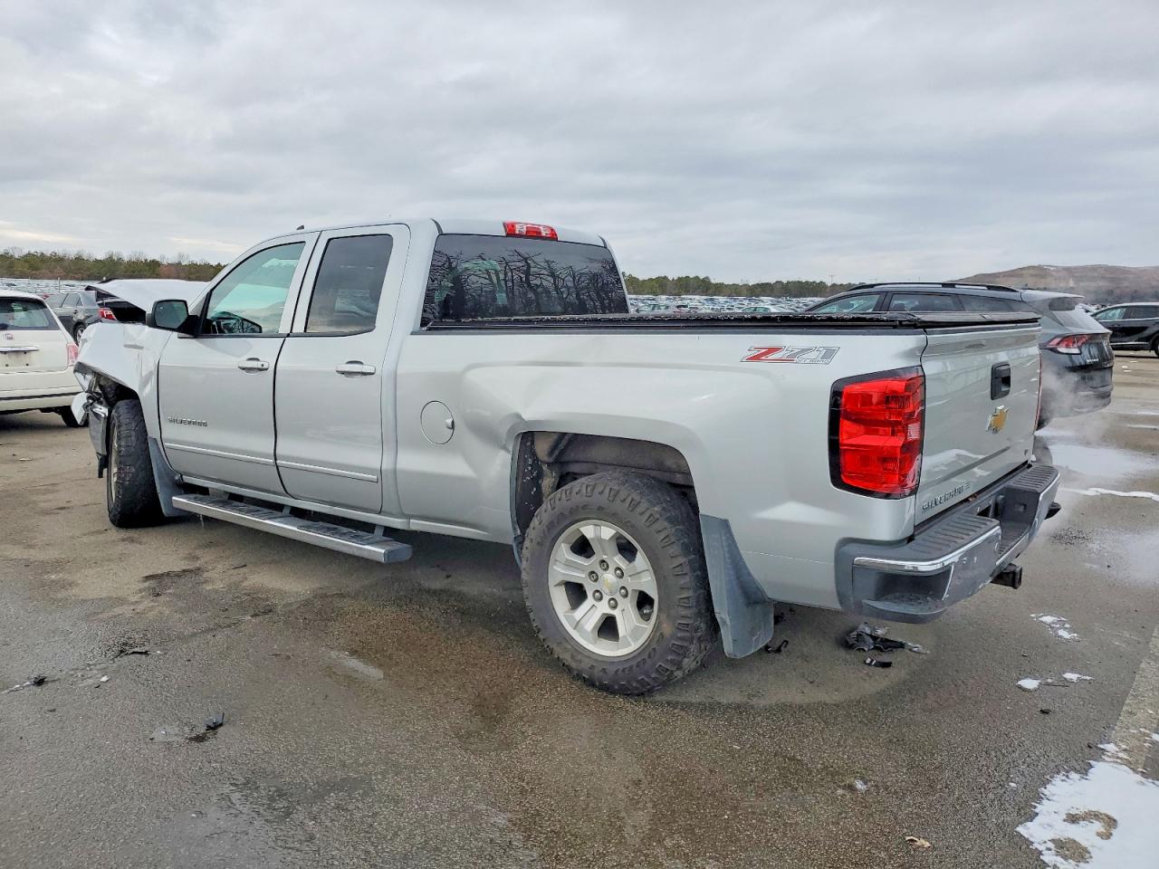 2015 CHEVROLET SILVERADO K1500 LT photo 4
