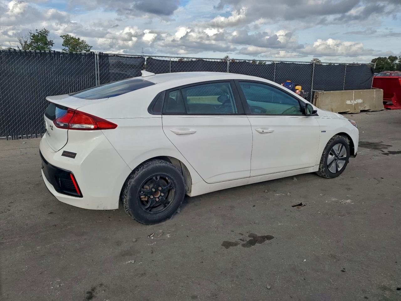 2019 HYUNDAI IONIQ BLUE photo 5