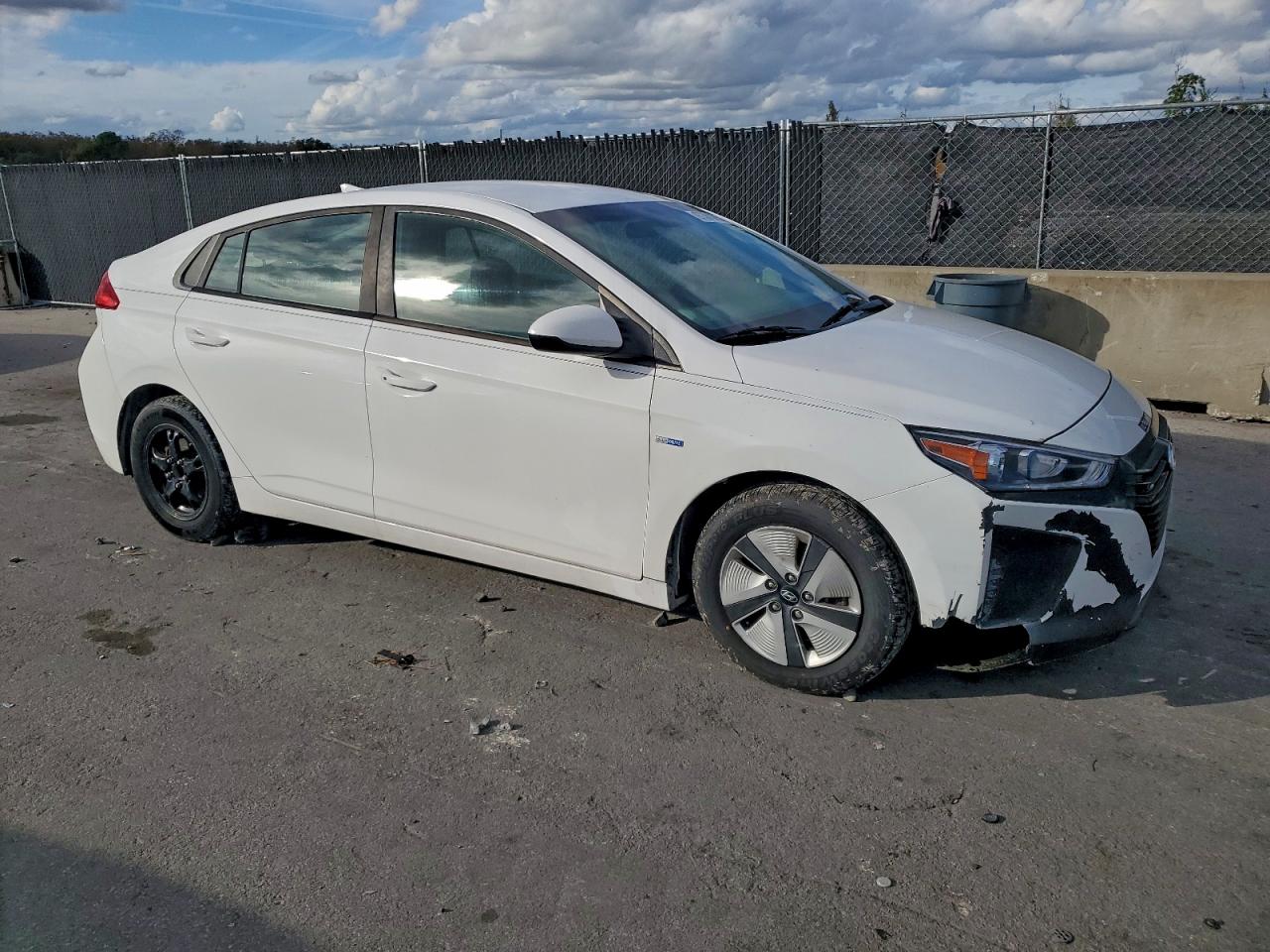 2019 HYUNDAI IONIQ BLUE photo 7