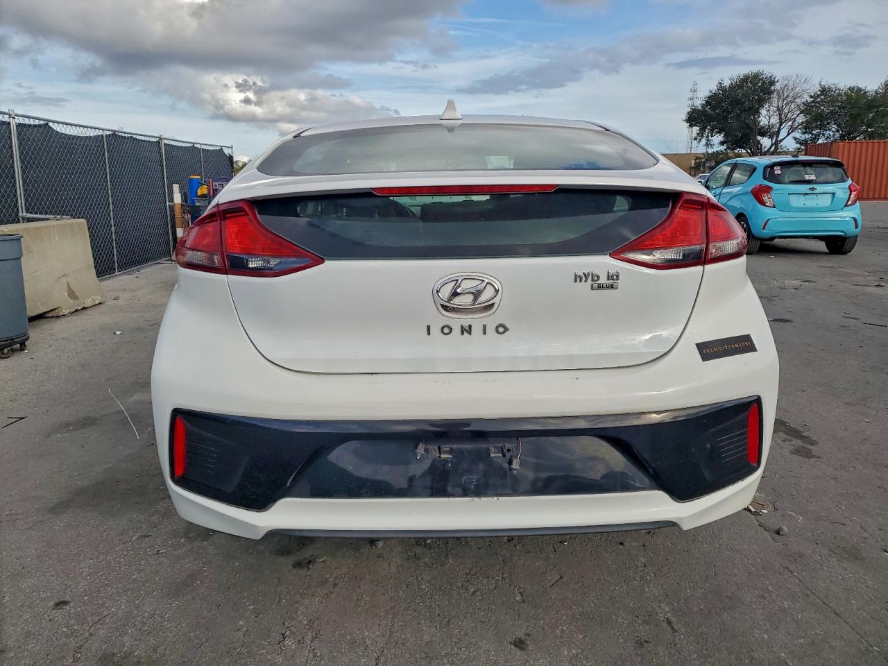 2019 HYUNDAI IONIQ BLUE photo 11