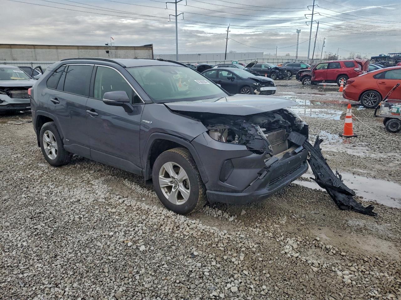 2019 TOYOTA RAV4 LE photo 10