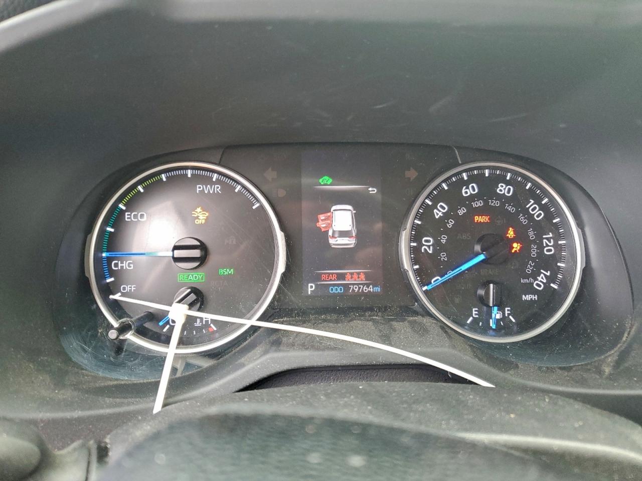 2019 TOYOTA RAV4 LE photo 25
