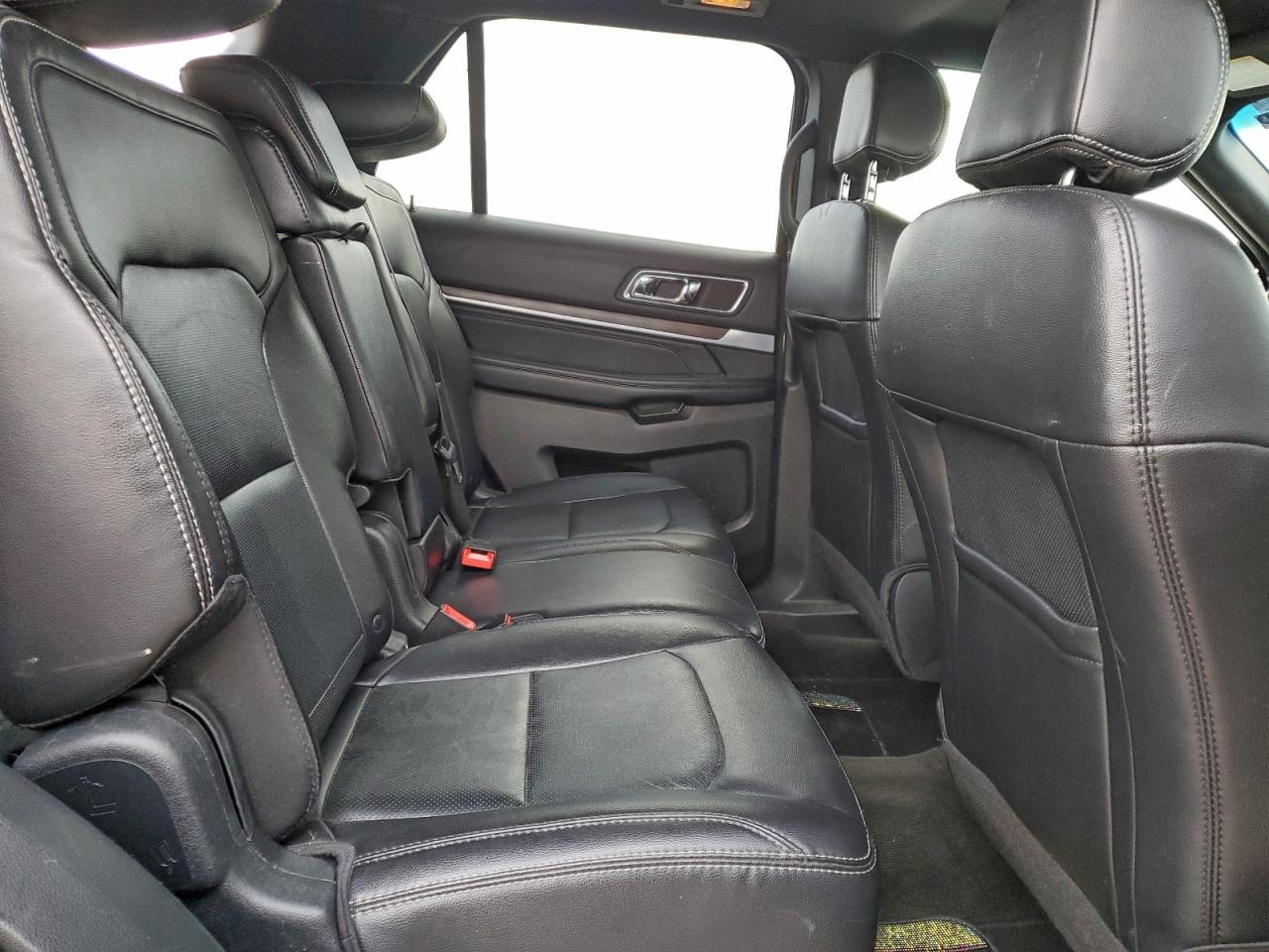2017 FORD EXPLORER LIMITED photo 31
