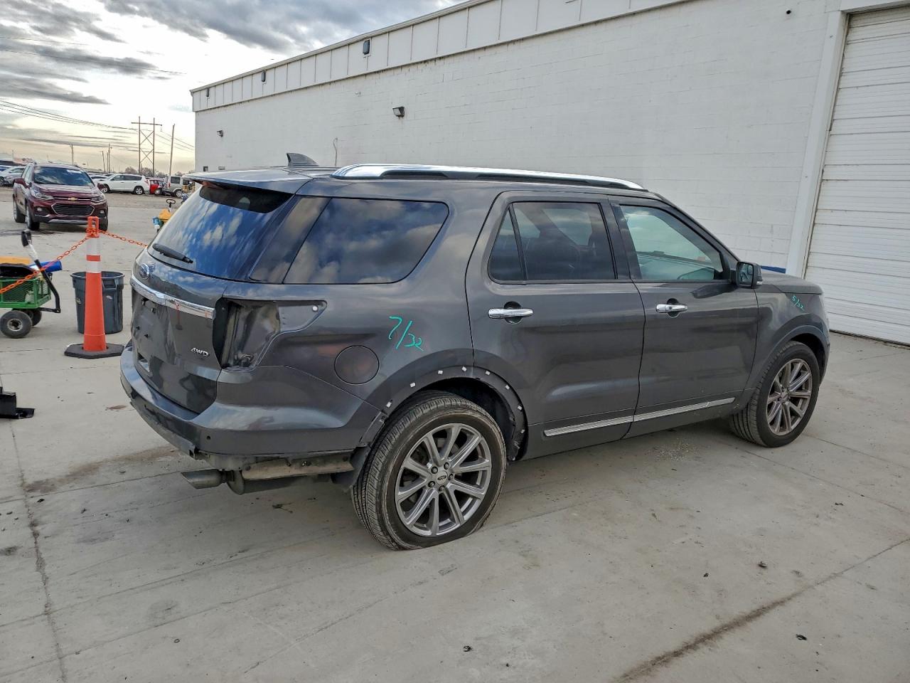 2017 FORD EXPLORER LIMITED photo 7