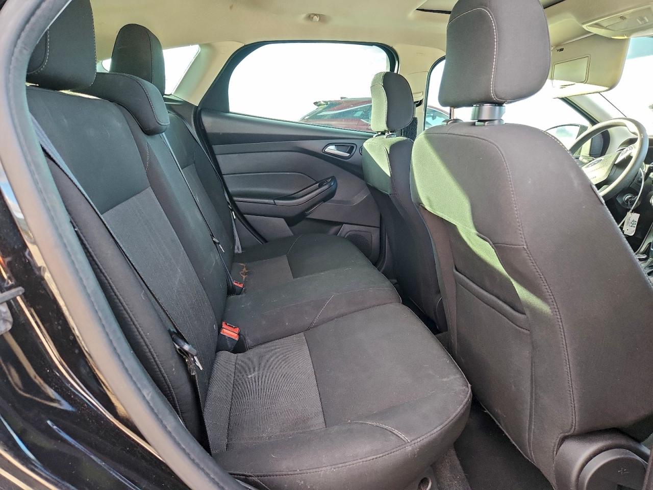 2018 FORD FOCUS SEL photo 37